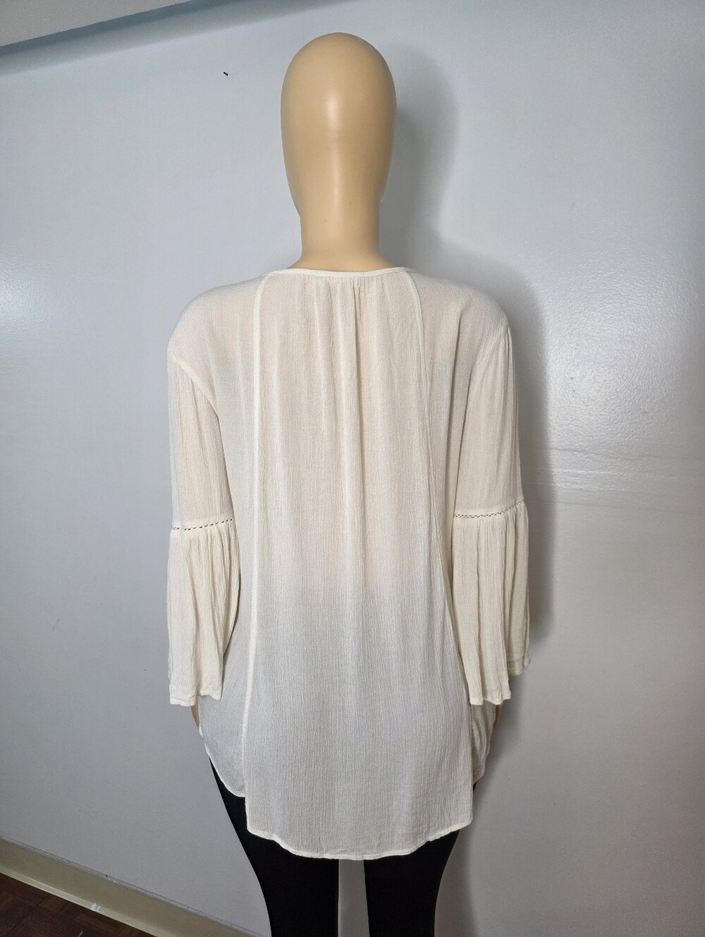 Style & Co. Cream Embroidered Peasant Blouse Size US/M - Picture 15 of 16